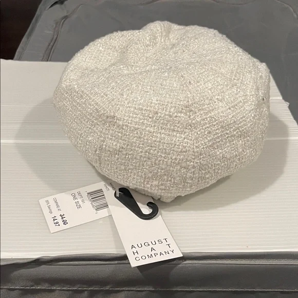 August Hats Cream Textured Cap - Picture 3 of 4